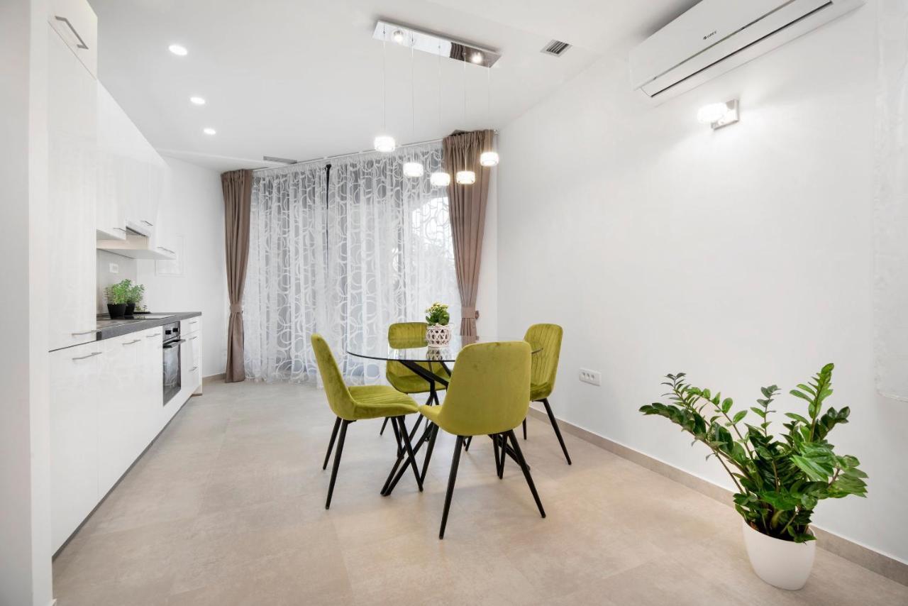 Apartment Amadeo สปลิท ภายนอก รูปภาพ